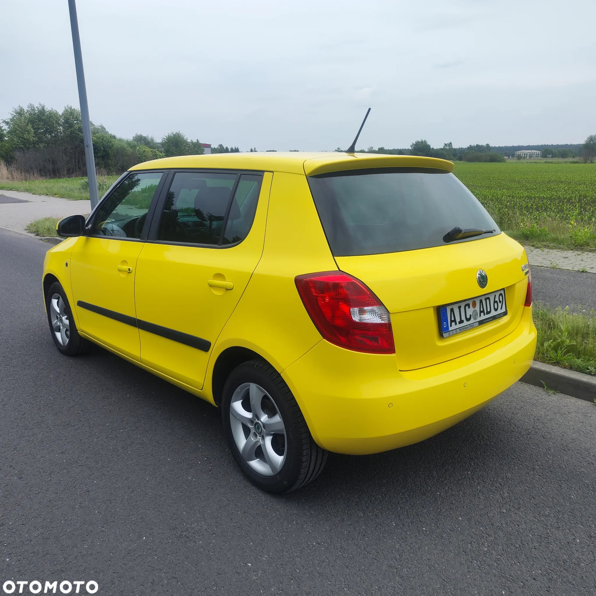 Skoda Fabia - 6