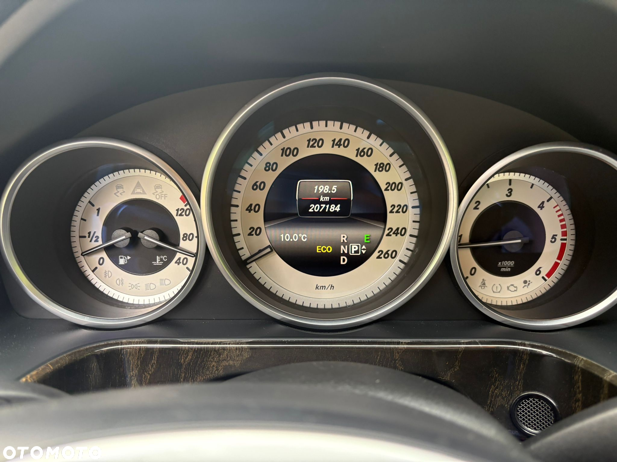 Mercedes-Benz Klasa E 220 T CDI DPF BlueEFFICIENCY Automatik Elegance - 21