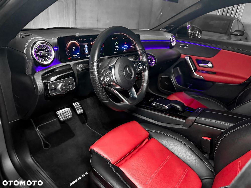 Mercedes-Benz CLA 250 E AMG Line 8G-DCT - 26