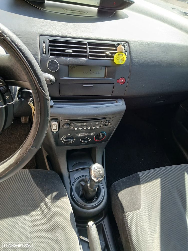 Citroën C4 - 11
