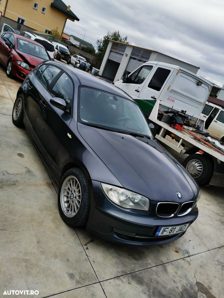 Dezmembrez BMW Seria 1 1.6 Benzina