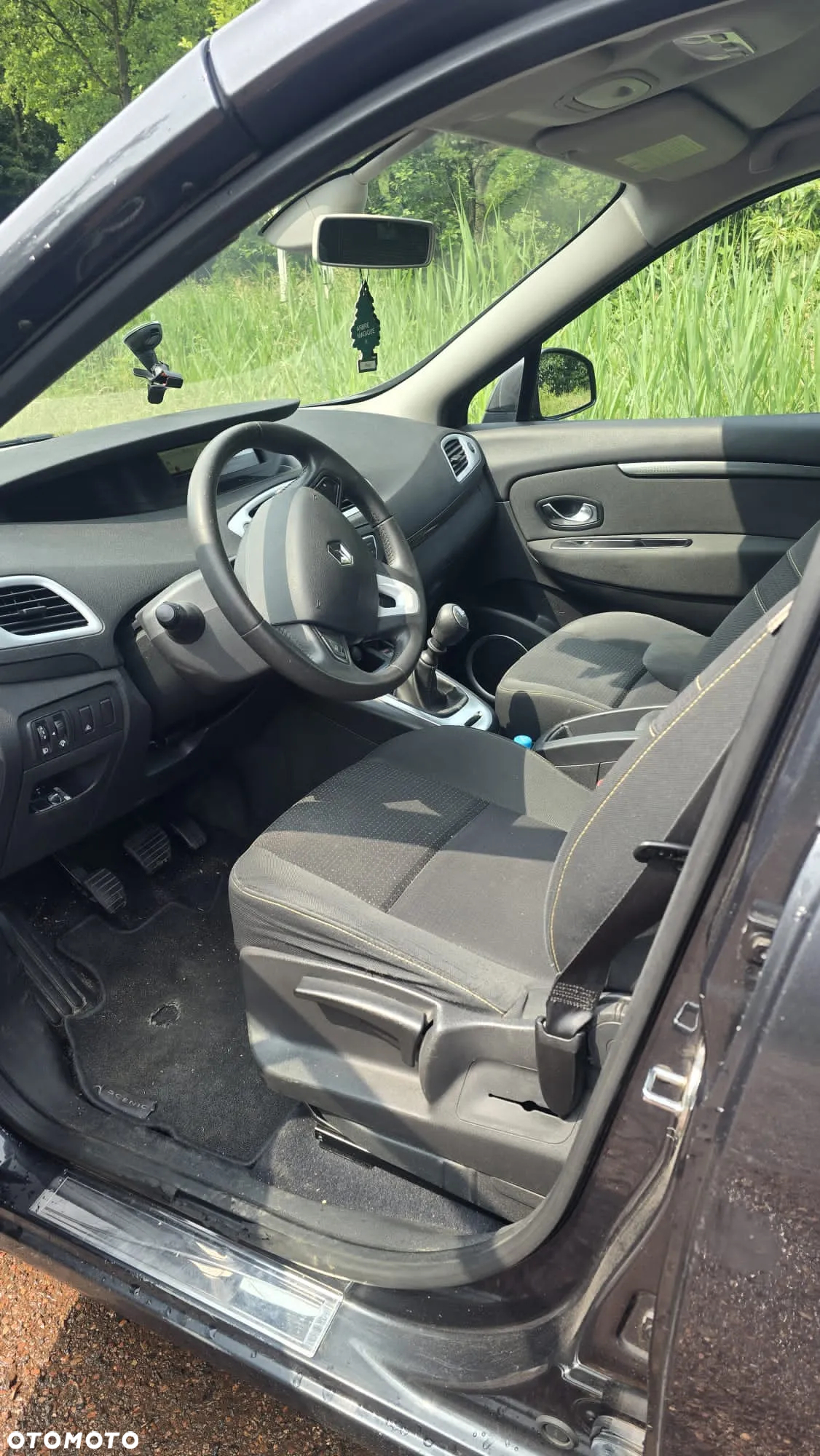 Renault Scenic TCe 130 Dynamique - 8