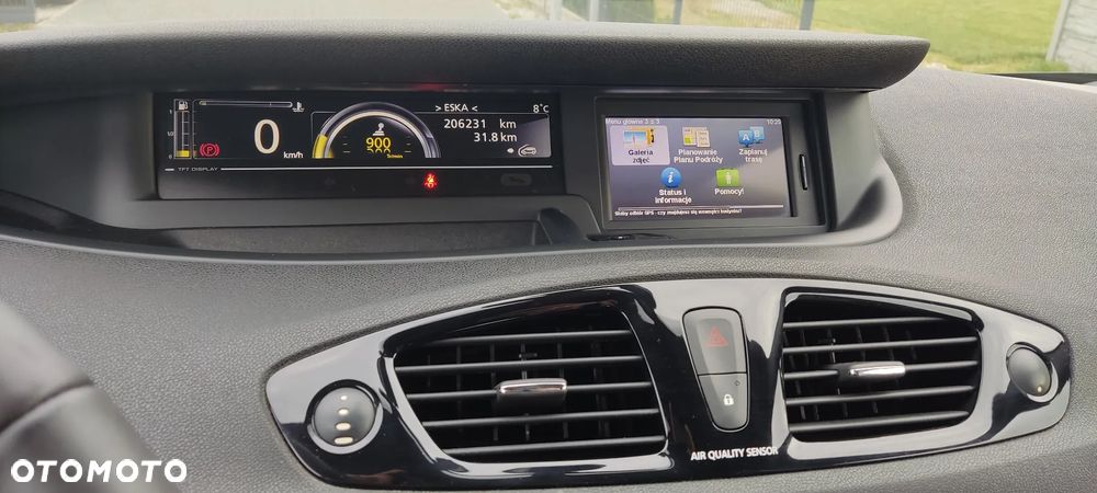 Renault Scenic 1.6 dCi Energy Privilege - 15