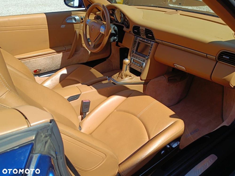 Porsche 911 - 26