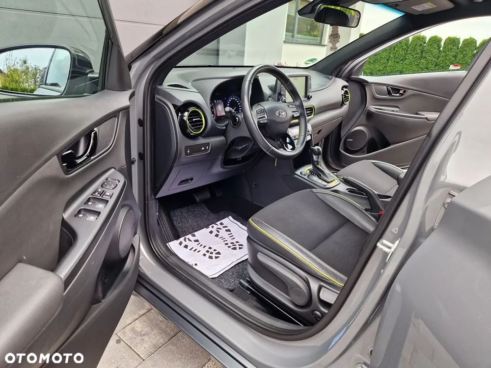 Hyundai Kona 1.6 T-GDI DCT 4WD Unique - 14