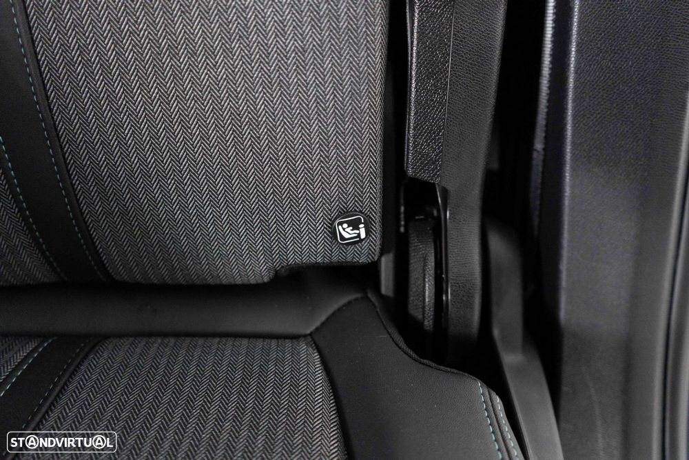 Peugeot 5008 1.2 Hybrid Allure e-DCS6 - 11