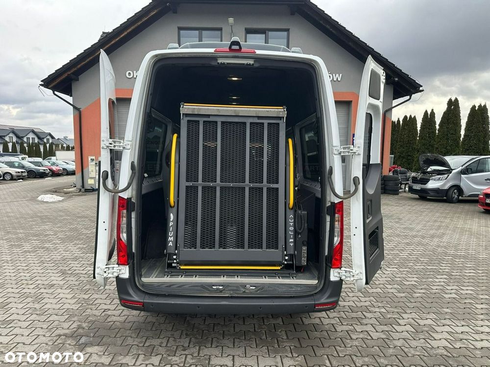 Mercedes-Benz Sprinter - 23