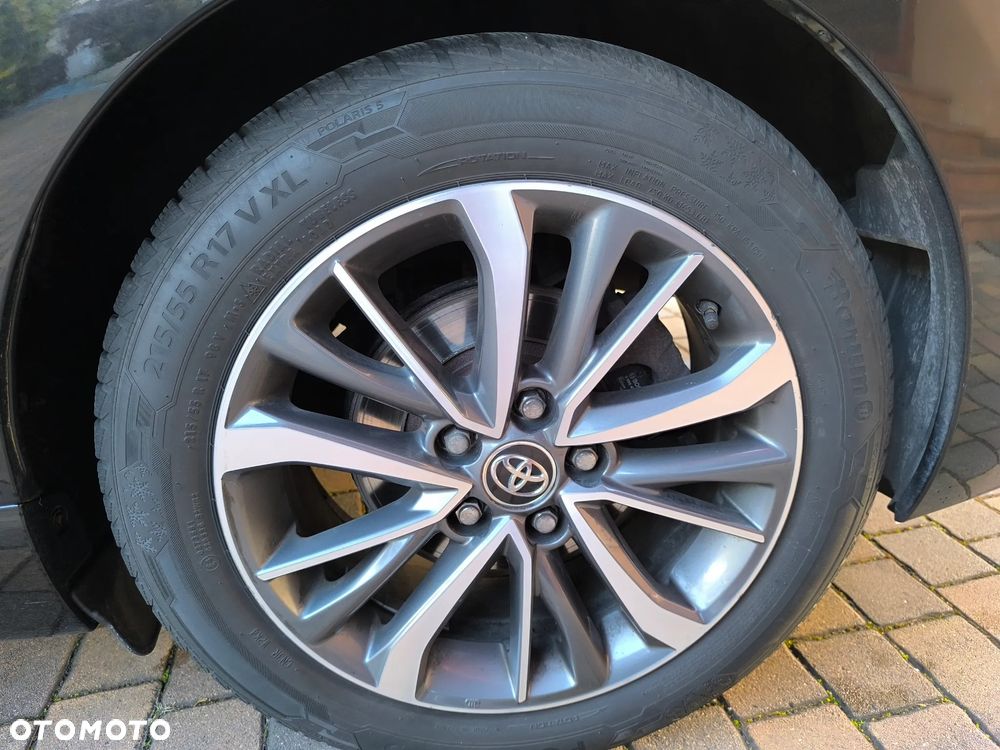 Toyota Avensis 2.0 D-4D Prestige - 24