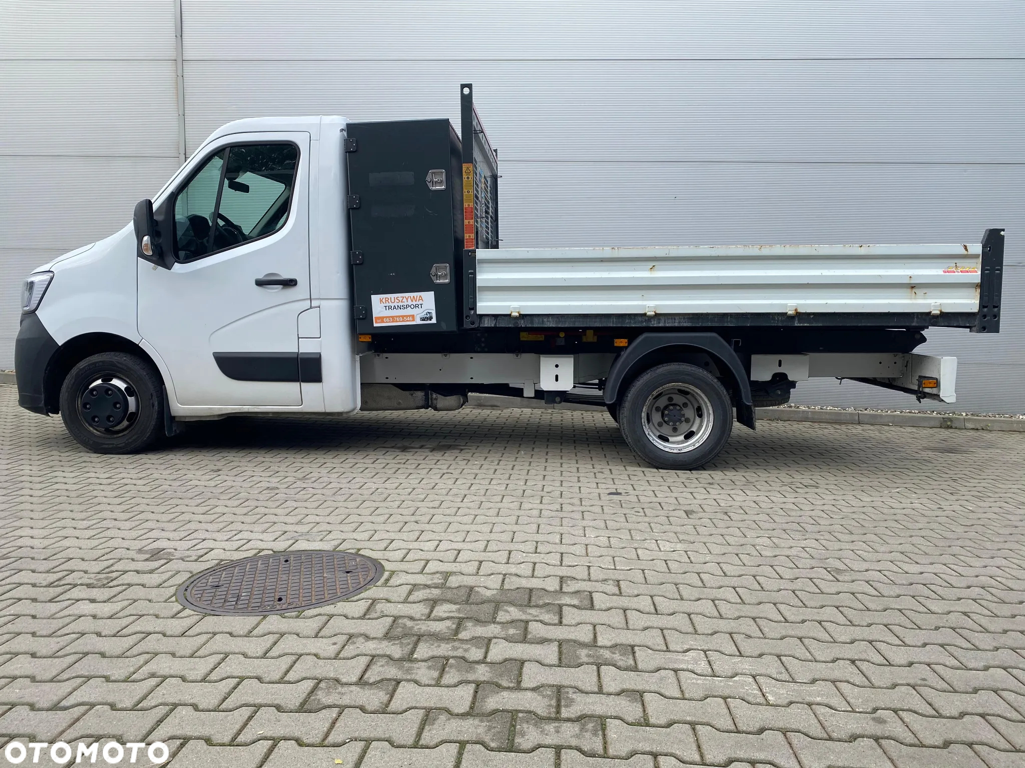 Renault MASTER Wywrotka ze skrzynią narzędziową - 7