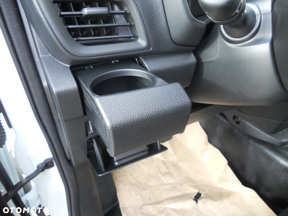 Isuzu D-Max 1.9 SC L - 21