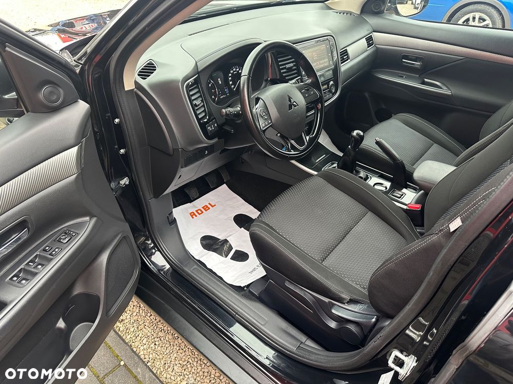 Mitsubishi Outlander 2.0 2WD Edition - 19