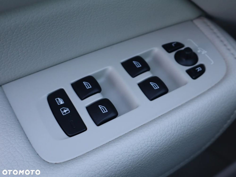 Volvo XC 60 B6 B AWD Inscription - 26