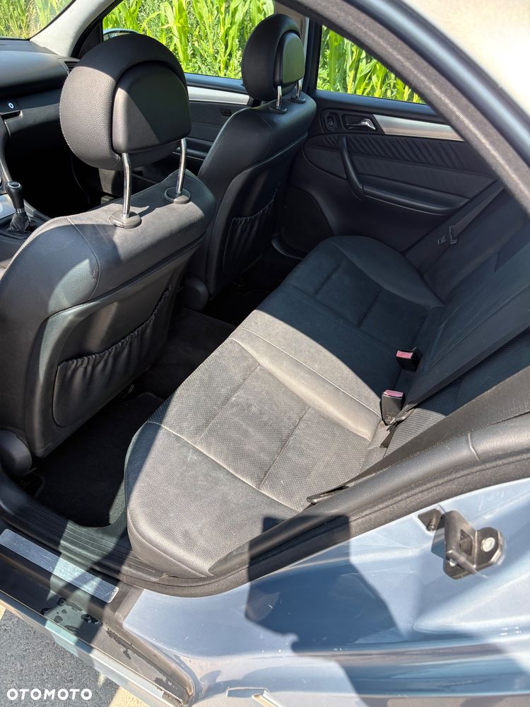 Mercedes-Benz Klasa C 230 Kompressor Avantgarde - 8