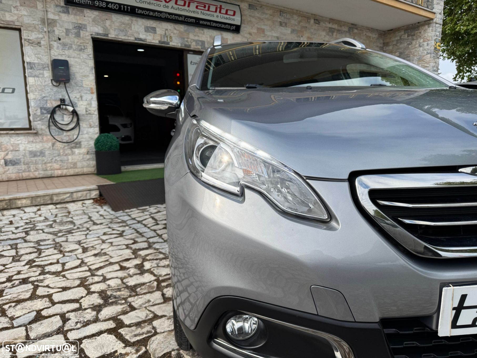 Peugeot 2008 1.2 PureTech Style - 24