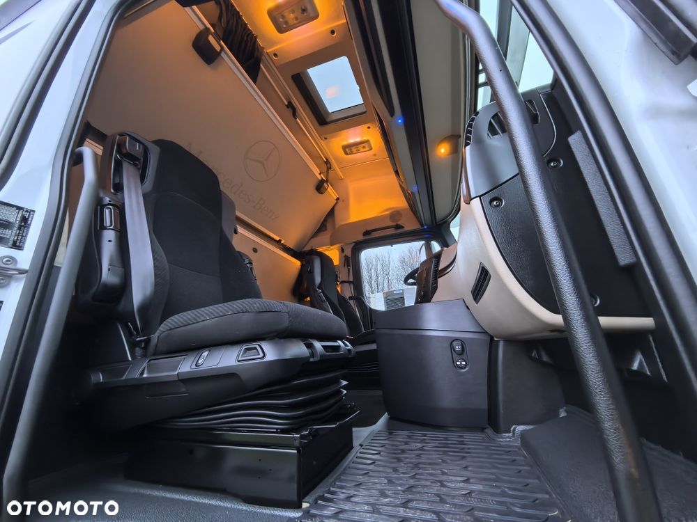 Mercedes-Benz Actros L 1851 LSnRL * Olejowy Retarder * GigaSpace * 2 zbiorniki * LED * - 30