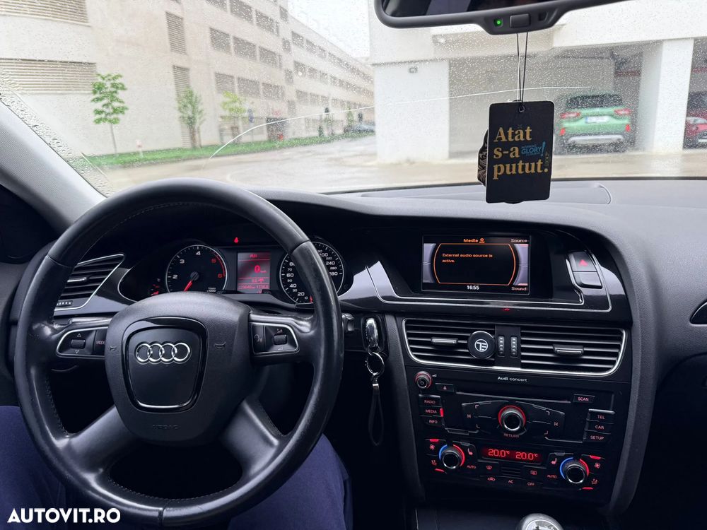 Audi A4 Limuzina 2.0 TDI B8 - 5
