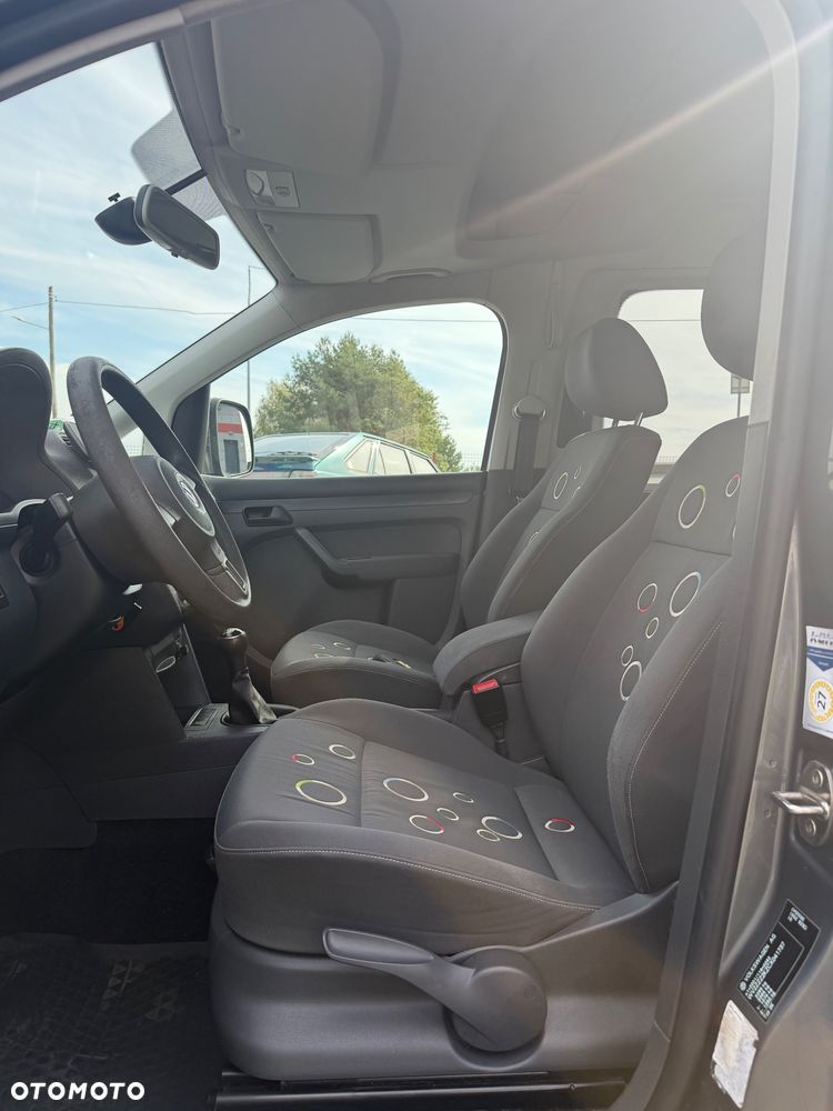 Volkswagen Caddy - 11