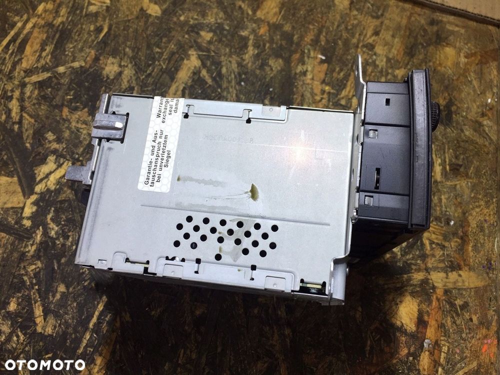 AUDI A4 B8 A5 8T RADIO SYMPHONY 8T2035195C - 8