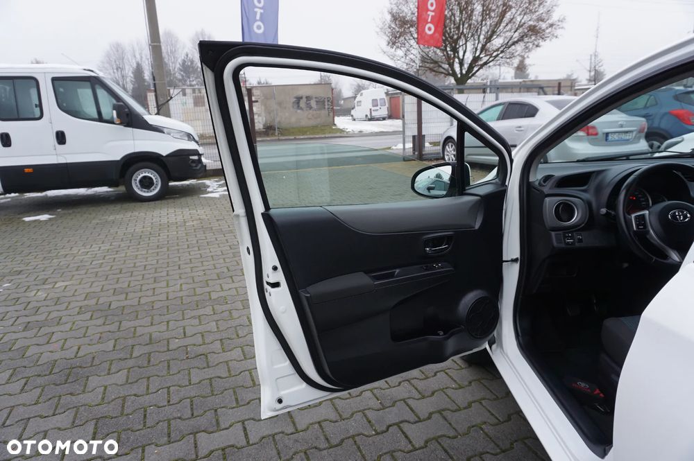 Toyota Yaris 1.33 VVT-i Edition - 18