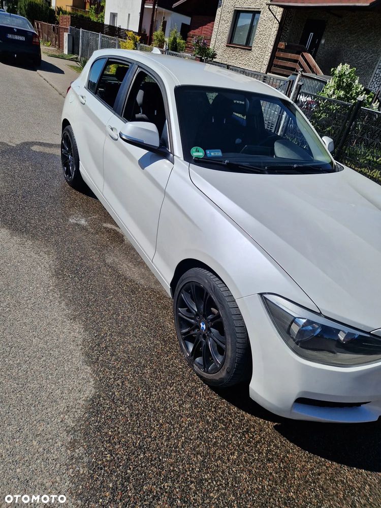 BMW Seria 1 114i - 5
