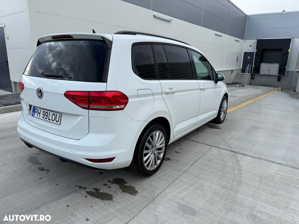 Volkswagen Touran 2.0 TDI Comfortline - 4