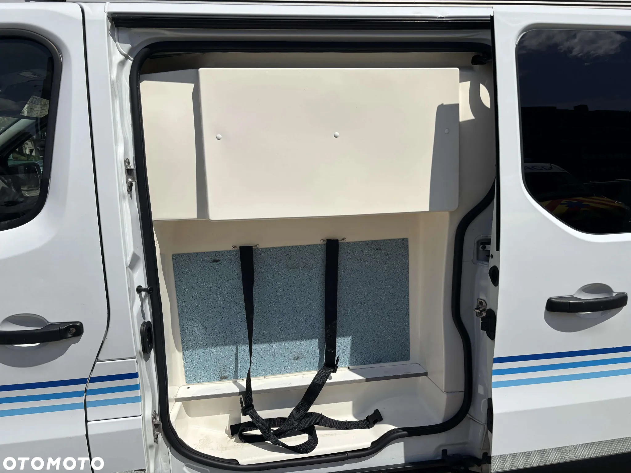 Renault Trafic - 12