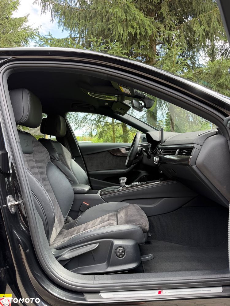 Audi A4 Limousine 40 TDI S Line S tronic - 24