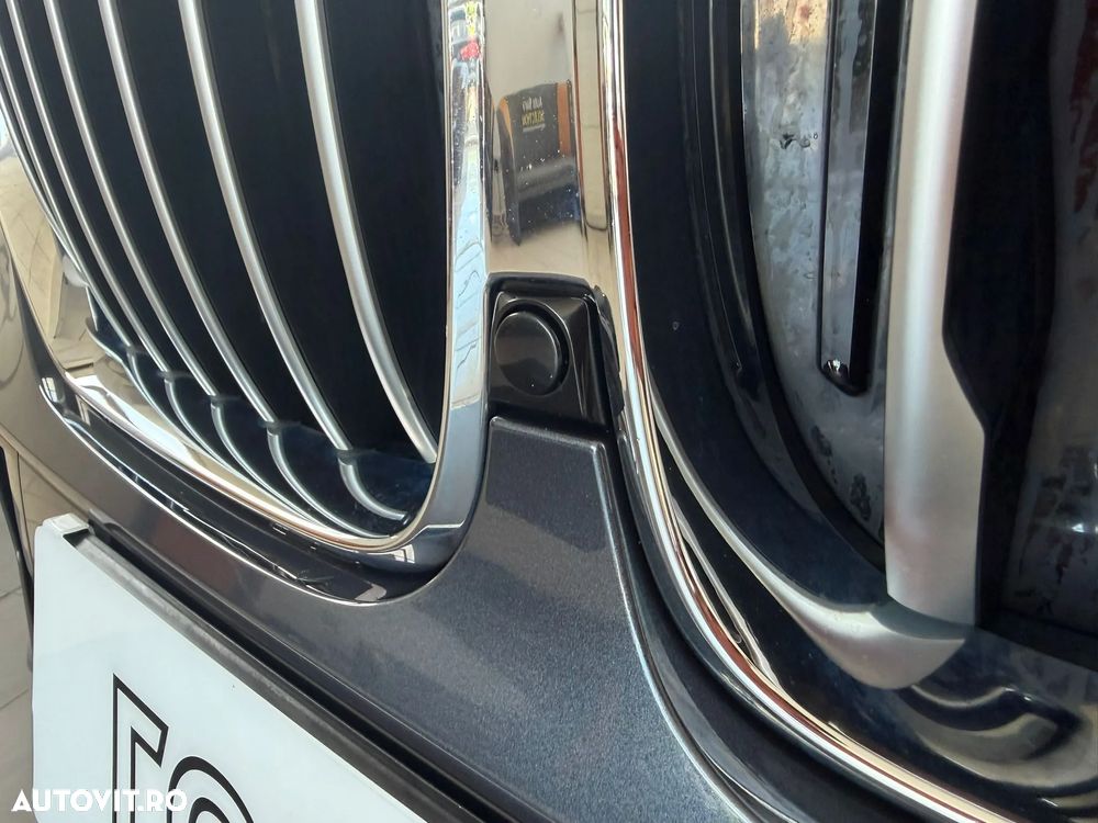BMW X5 xDrive40i - 8