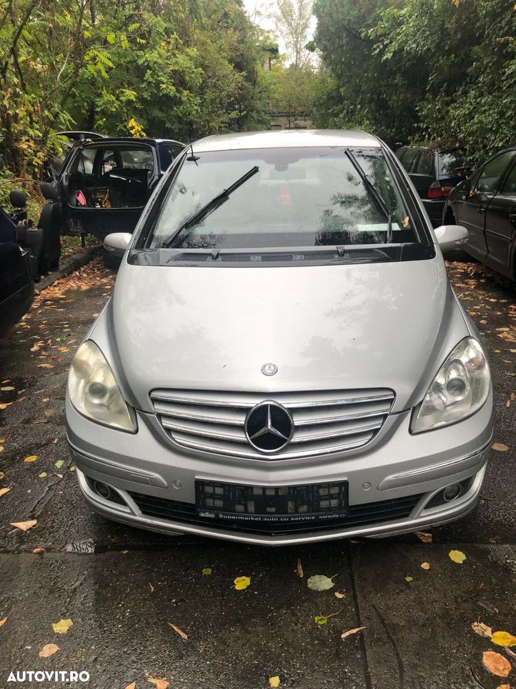 Dezmembrez Mercedes Benz B180 B200 CDI automat gri argintiu 2006 - 8
