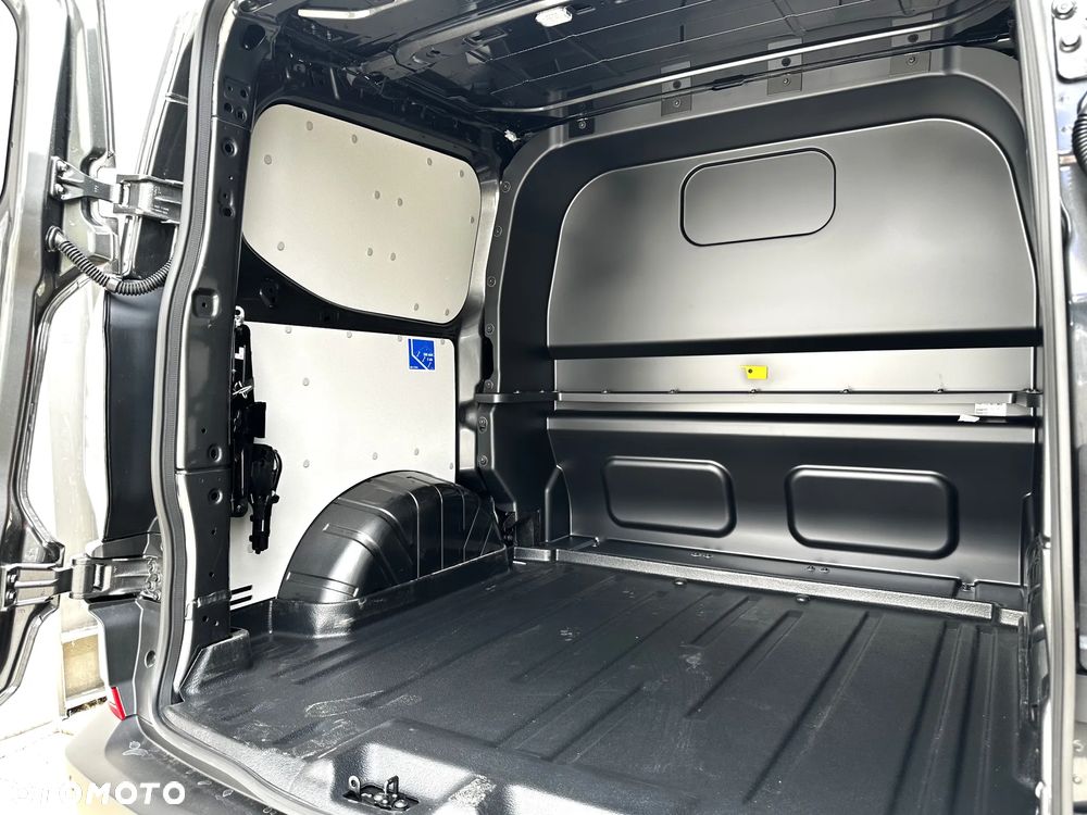 Ford Transit Custom - 8