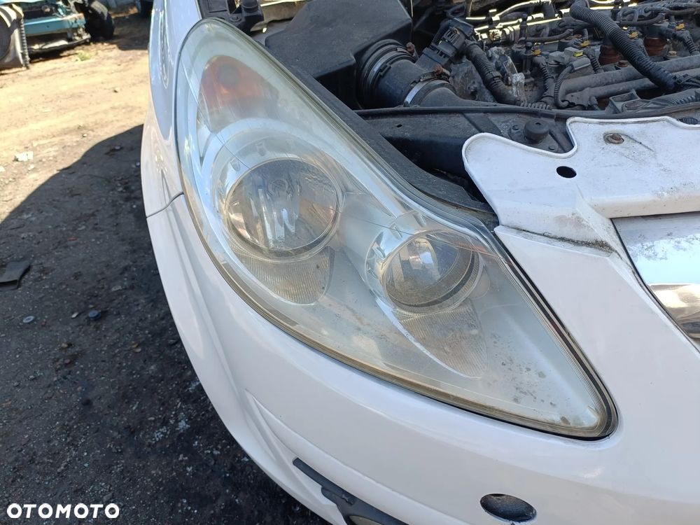 OPEL CORSA IV D 06-14 2010 r. 3D VAN lampa prawy przód prawa przednia EU * - 1