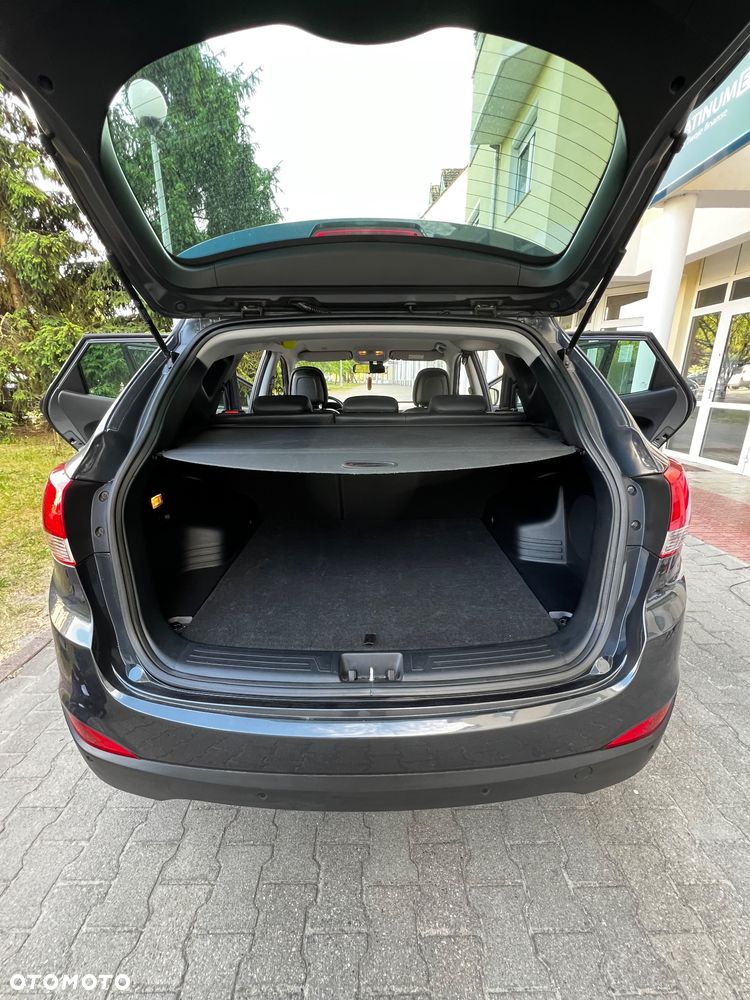 Hyundai ix35 2.0 CRDi 4WD Automatik Premium - 16