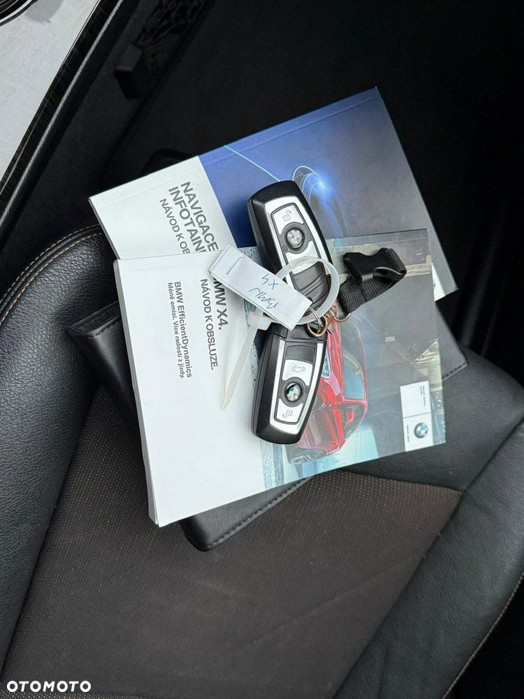 BMW X4 xDrive20d xLine - 33
