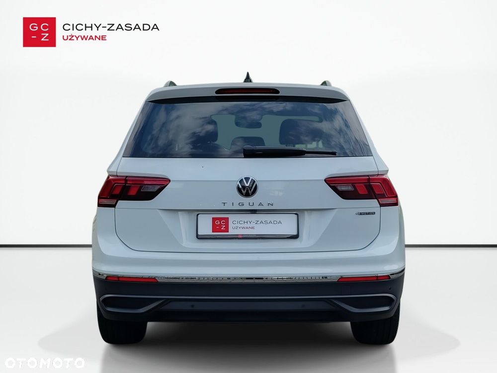 Volkswagen Tiguan 2.0 TDI SCR Elegance DSG - 4