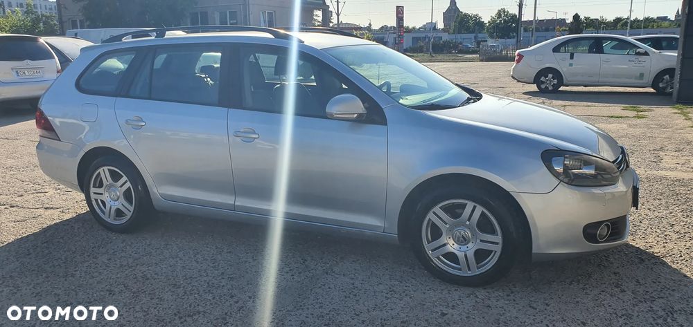 Volkswagen Golf 1.6 TDI BlueMot Trendline DSG - 22