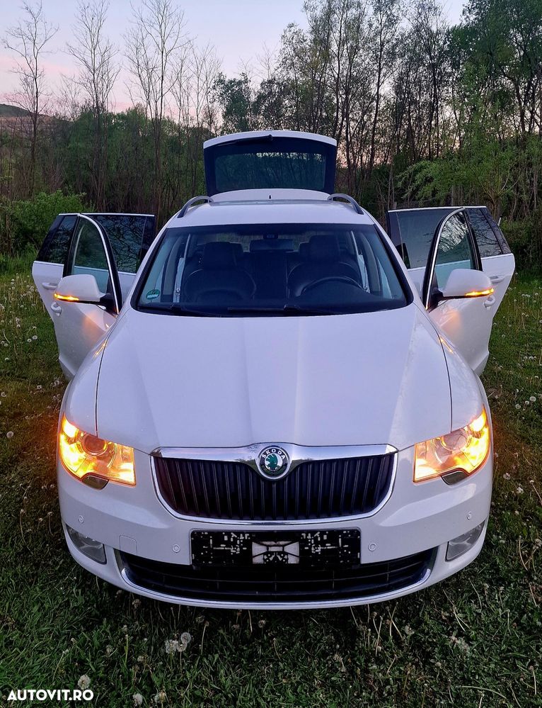 Skoda Superb 2.0 TDI DSG Elegance - 11