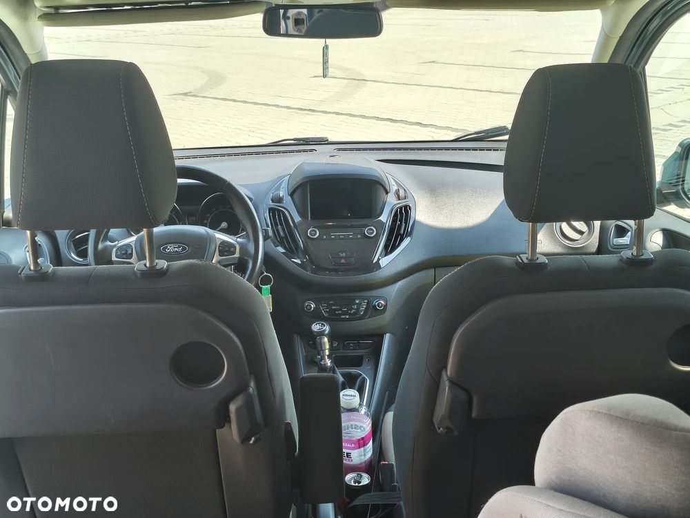 Ford Tourneo Courier 1.5 TDCi Titanium - 13