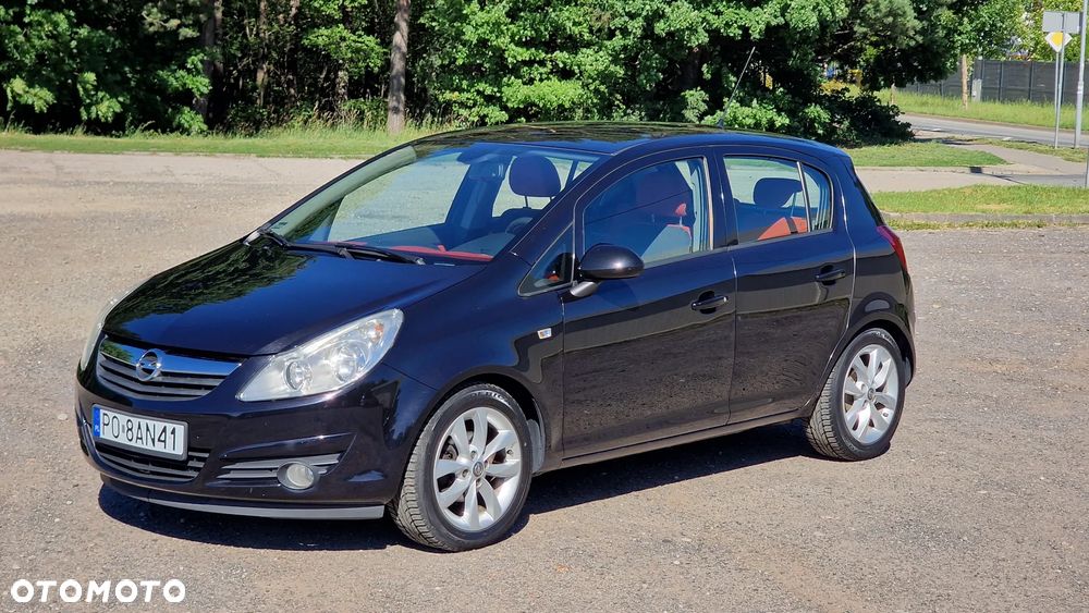 Opel Corsa 1.4 16V Cosmo - 2