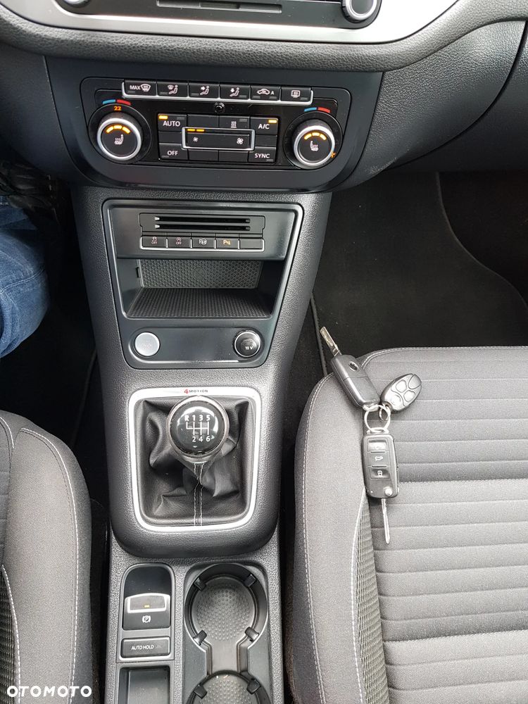 Volkswagen Tiguan 2.0 TDI DPF 4Motion BlueMotion Technology Lounge Sport & Style - 32