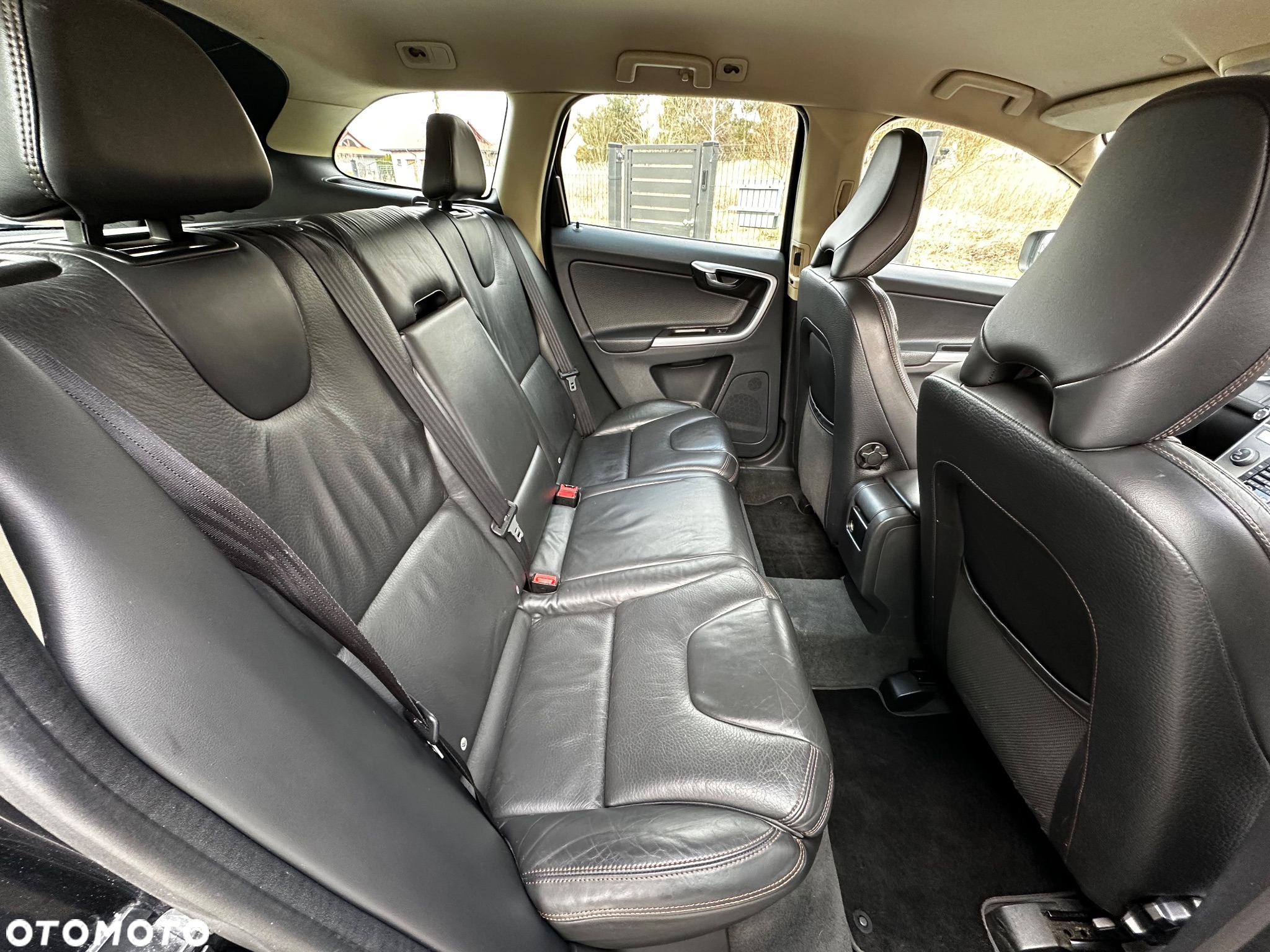 Volvo XC 60 2.4D AWD - 16