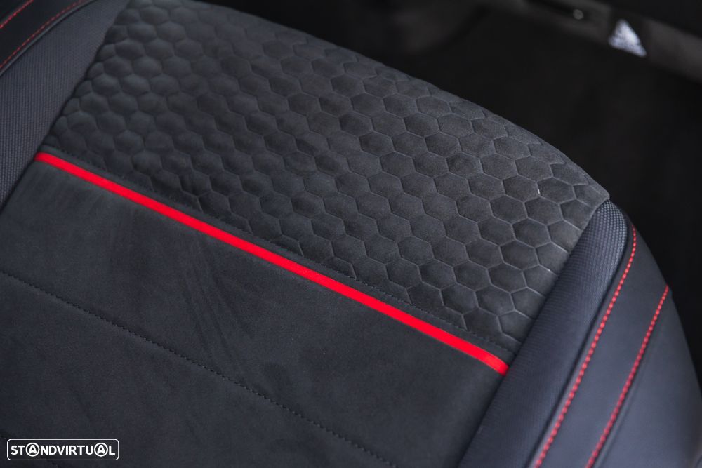 VW Golf 2.0 TSI OPF DSG GTI Clubsport - 24