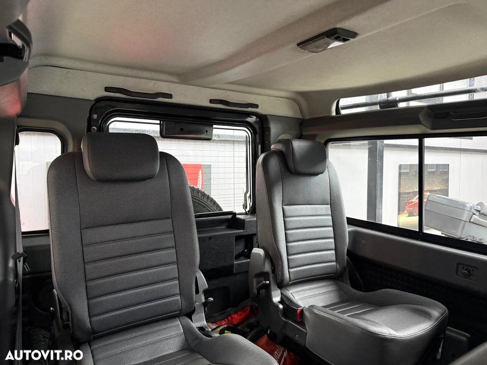 Land Rover Defender 90 2.4TD S/TOP - 20