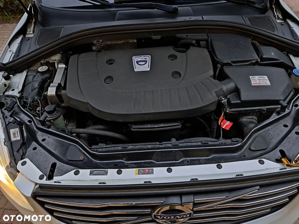 Volvo XC 60 D4 AWD Ocean Race - 22