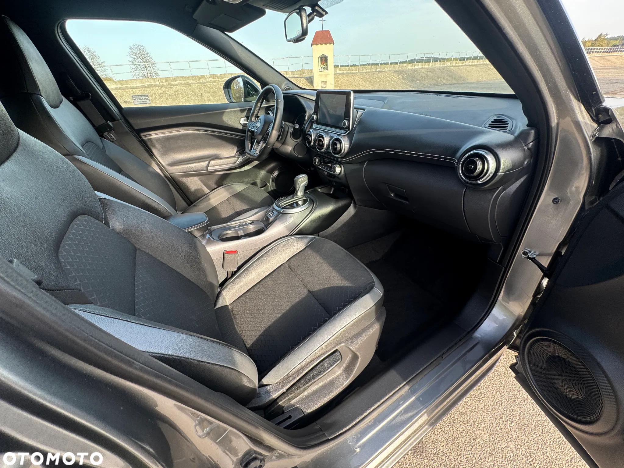Nissan Juke 1.0 DIG-T Tekna DCT - 24