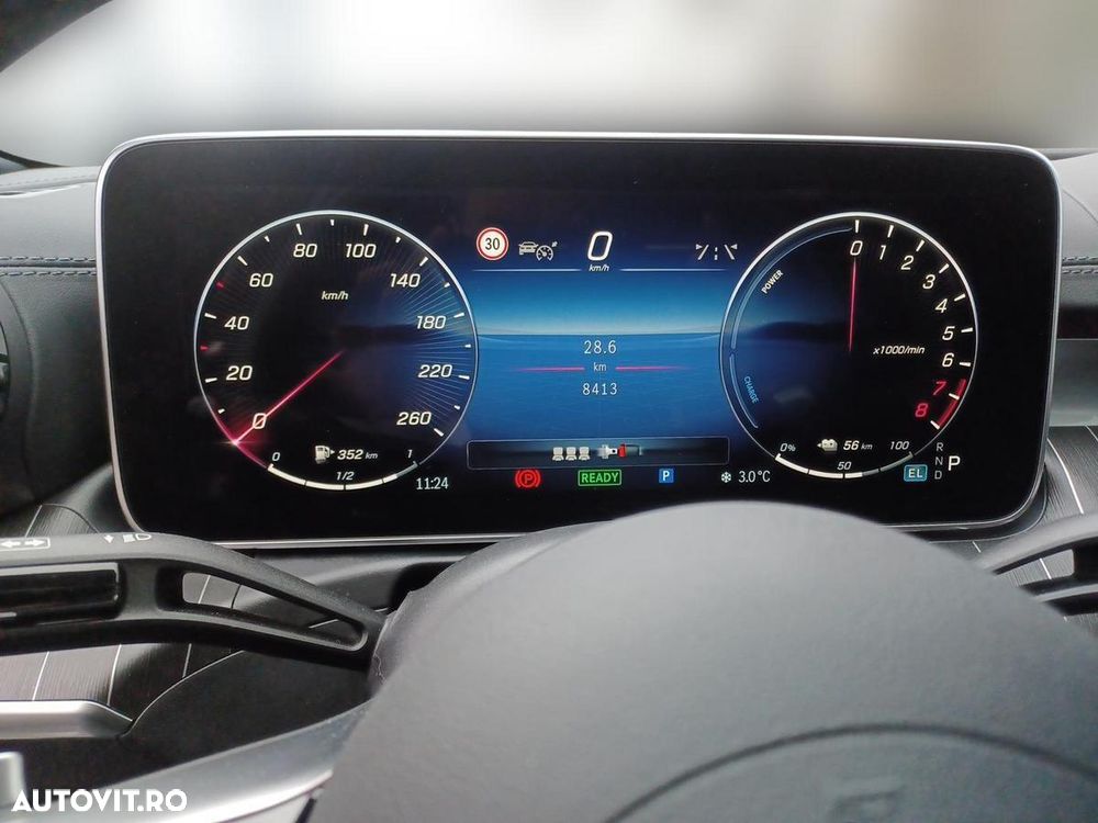 Mercedes-Benz C 400 e 4Matic 9G-TRONIC AMG Line - 24