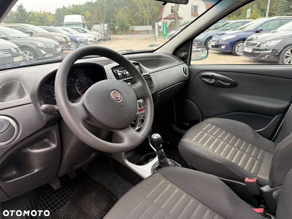 Fiat Punto - 6
