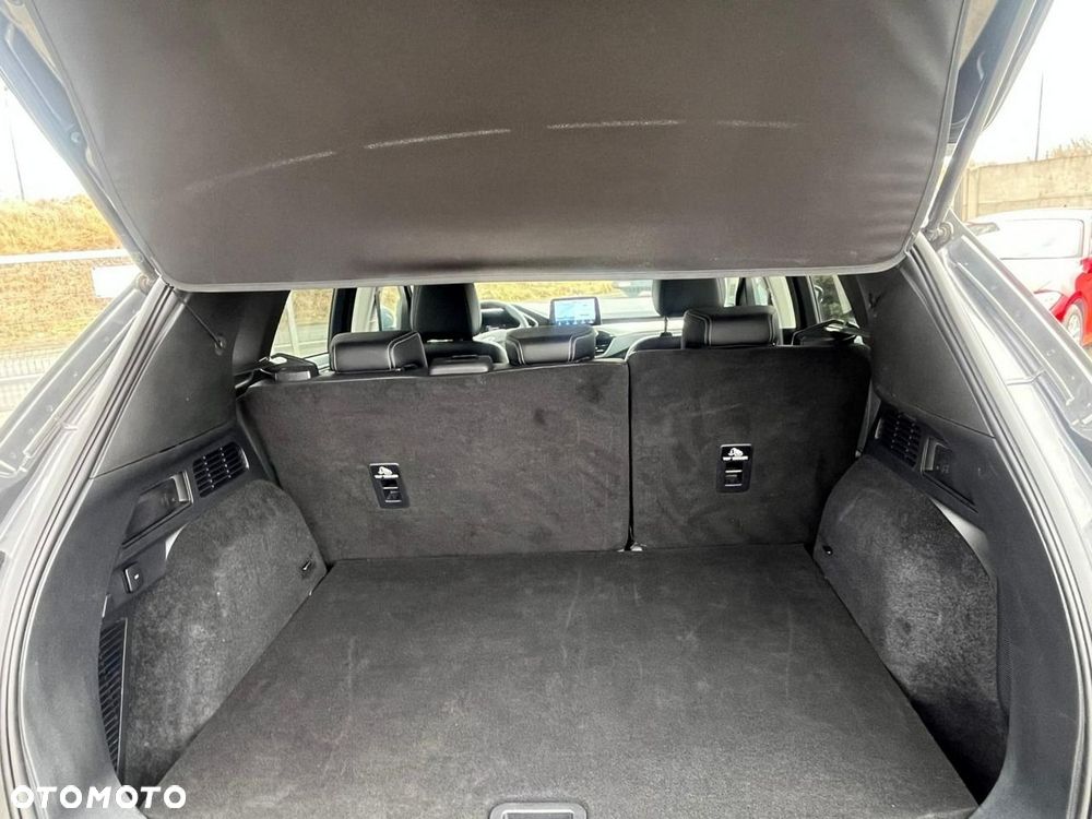 Ford Kuga - 11