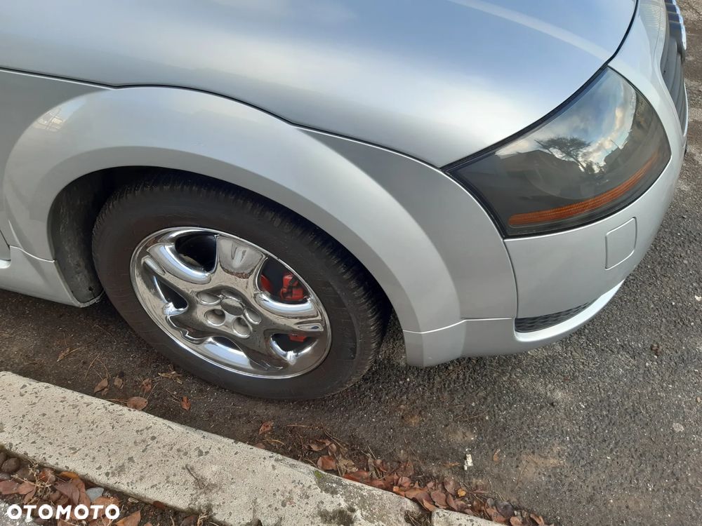 Audi TT Coupé 1.8T - 8
