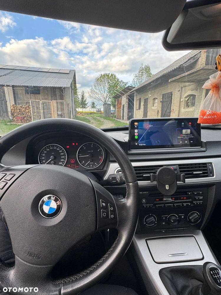 BMW Seria 3 320d - 11
