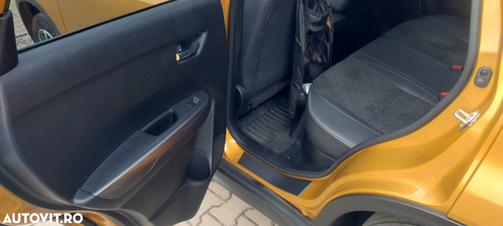Suzuki Vitara 1.4 Boosterjet AllGrip MHEV Spirit - 12
